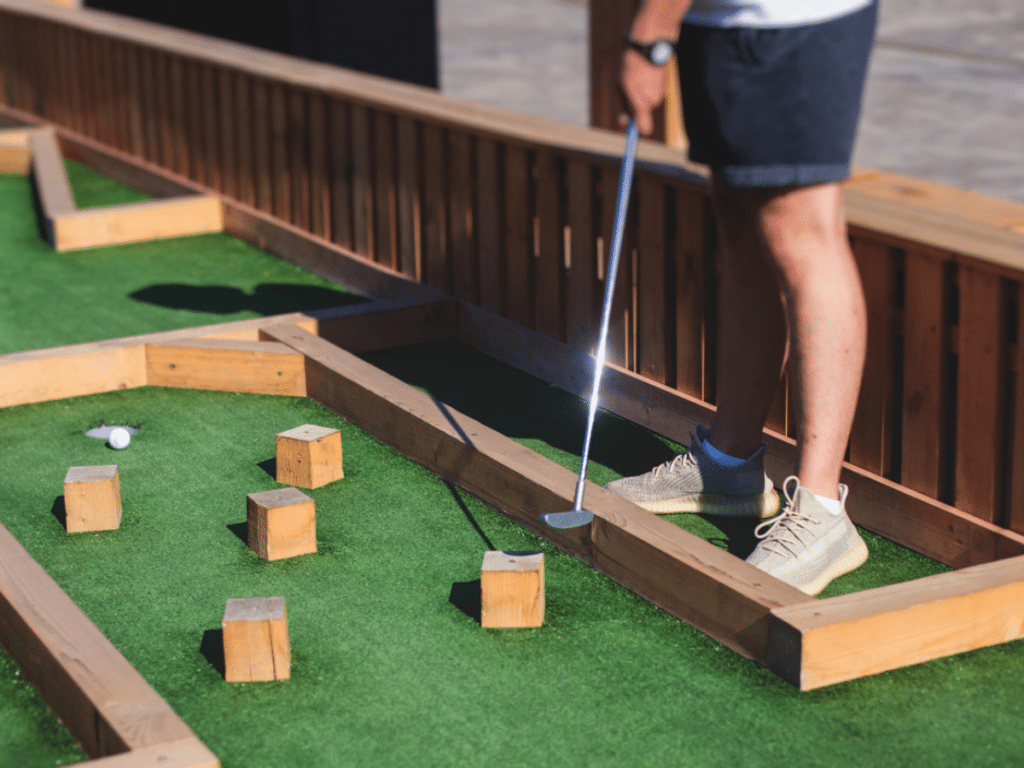 mini golf